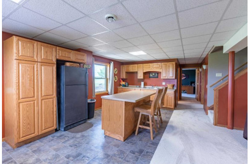 3775 County Road J, Benton, WI 53803