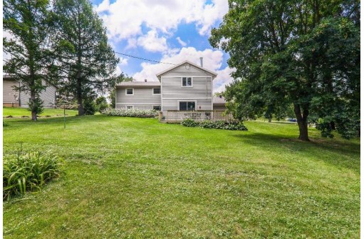 3824 Hoepker Rd, Madison, WI 53718