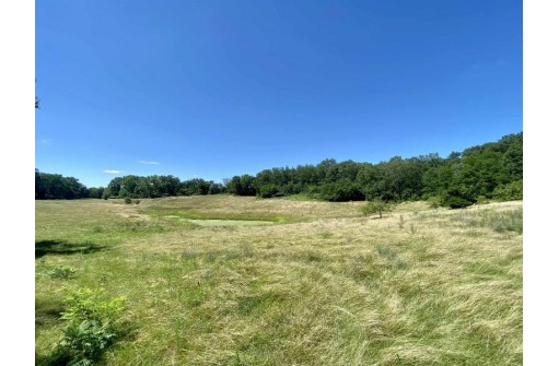 W872 Golf Course Rd, Brodhead, WI 53520