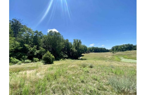 W872 Golf Course Rd, Brodhead, WI 53520