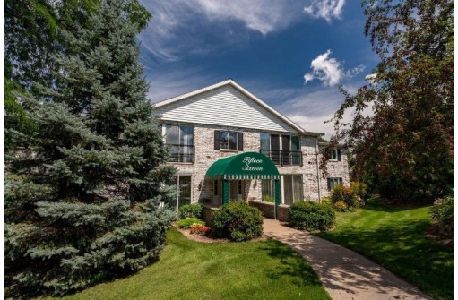 1516 Wheeler Rd E, Madison, WI 53704