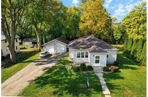 320 N Stevenson St, DeForest, WI 53532