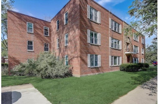 11 Sherman Terr 3, Madison, WI 53704