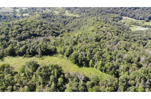 000 Taylor Hollow Rd, Blue River, WI 53518