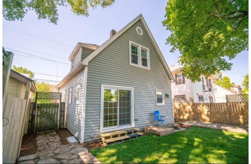 517 S Mills St, Madison, WI 53715