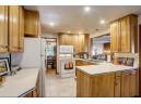 913 Greenwich Dr, Madison, WI 53711