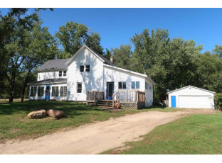 W8190 Phillips Rd Poynette, WI 53955