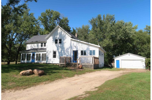 W8190 Phillips Rd, Poynette, WI 53955