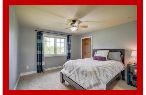 4885 Highwood Cir, Middleton, WI 53562