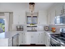 5001 Oak Valley Dr, Madison, WI 53704