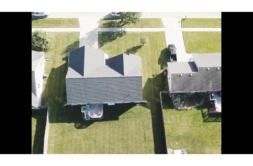 588 Vision Dr, Evansville, WI 53536