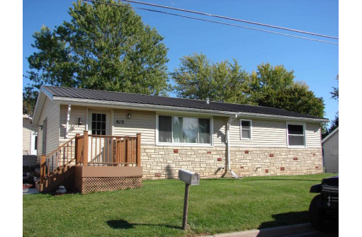 610 Elizabeth St, Linden, WI 53553-9719