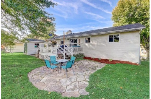 905 Inwood Way, Madison, WI 53714