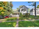 421 4th St, Baraboo, WI 53913