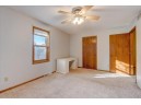 1009 Monteray Ln, Waunakee, WI 53597