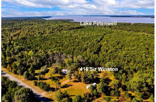 416 Sir Winston Tr, Nekoosa, WI 54457