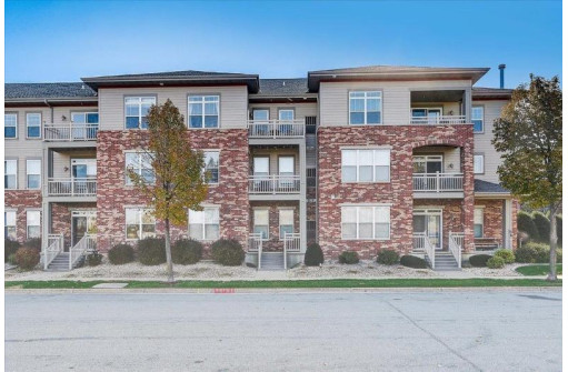 121 Metro Terr 307, Madison, WI 53718