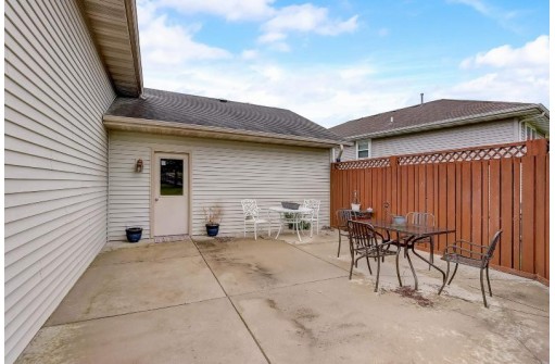 239 S Musket Ridge Dr, Sun Prairie, WI 53590