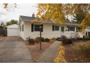 309 S Ellwood St, Dodgeville, WI 53533