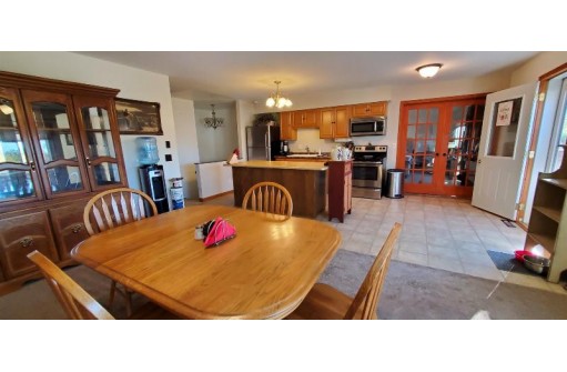 104 S Franklin Ave, North Freedom, WI 53951