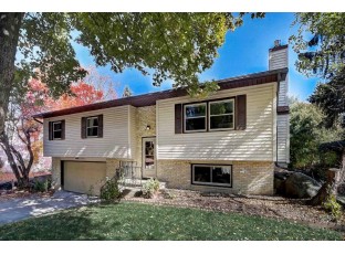 17 Morningdale Cir Madison, WI 53717