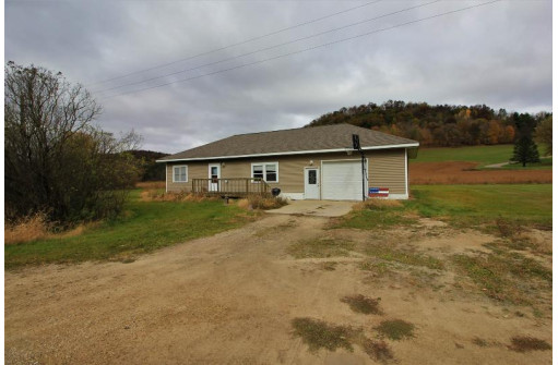 E14210 County Road P, La Farge, WI 54639