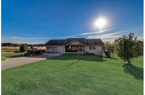 W4557 Cedar Ln, Montello, WI 53949