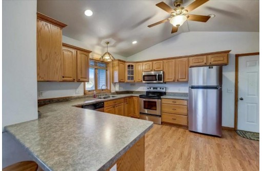 W4557 Cedar Ln, Montello, WI 53949