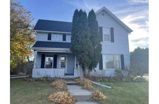 404 Prairie St, Mauston, WI 53948