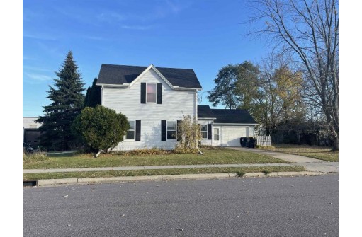 404 Prairie St, Mauston, WI 53948