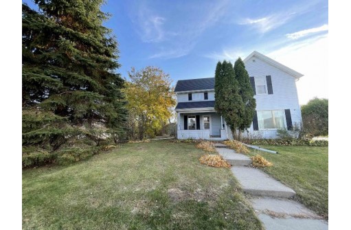 404 Prairie St, Mauston, WI 53948