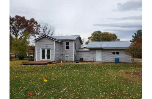 305 Martha St, Blue River, WI 53518