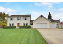 301 Carriage Dr, Cottage Grove, WI 53527