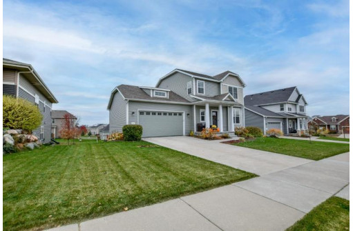 217 Chads Crossing, Verona, WI 53593