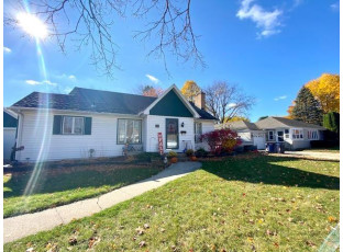 1412 Bennett St Janesville, WI 53545