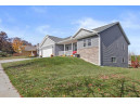 1270 Fieldcrest Dr, Edgerton, WI 53534