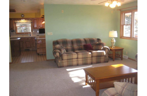 W1857 Manchester St, Markesan, WI 53946