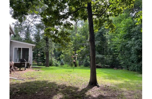 425 Meander Wood Rd, Oregon, WI 53575