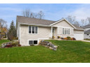 3290 Box Hill Rd, Sun Prairie, WI 53590