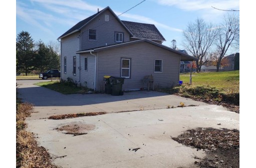 430 N Adams St, Lancaster, WI 53813