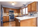 7037 Parker Hill Dr, Madison, WI 53719