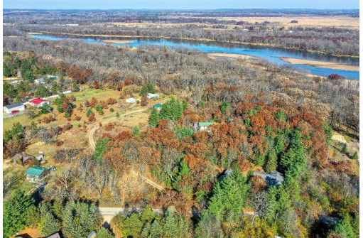 1.91 ACRES Blackhawk Rd, Portage, WI 53901