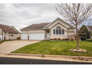 3193 Bookham Dr Sun Prairie, WI 53590