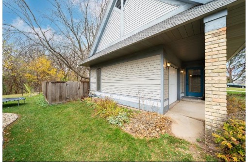 7653-7655 Farmington Way, Madison, WI 53717