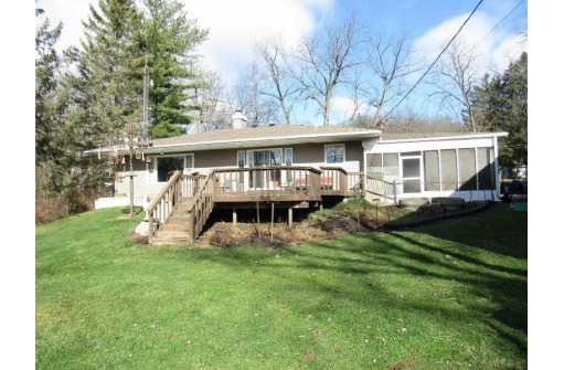 4675 N River Rd, Janesville, WI 53545