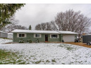 10 Goodland Ave, Deerfield, WI 53531