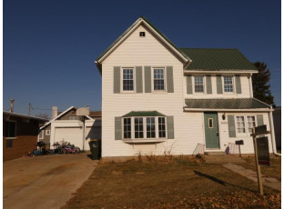 1060 12th St Fennimore, WI 53809