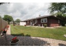 419-421 Lyndhurst Dr, Janesville, WI 53546