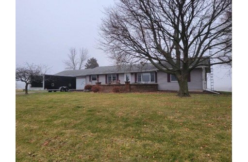 W2128 Friesland Rd, Cambria, WI 53923