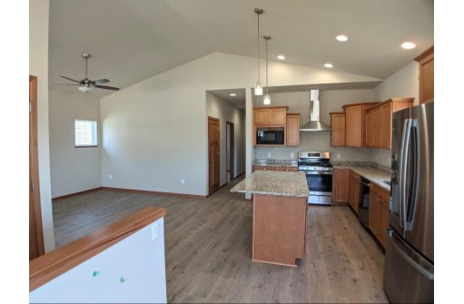 219 Lillehammer Ln, Mount Horeb, WI 53572